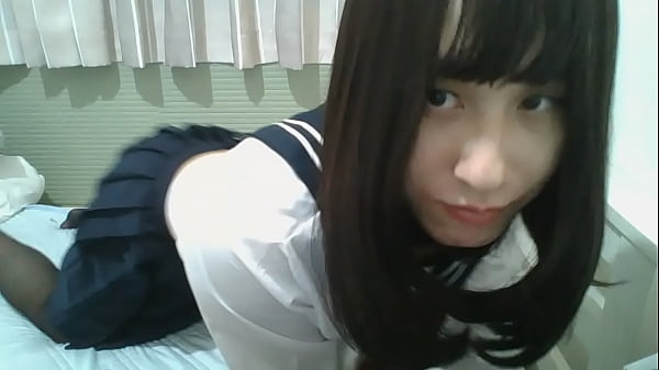 Play MP4 - 女装变态