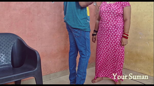 Play MP4 - Boyfriend ne girlfriend ki mom ko chhod diya or pani chut mai dal diya