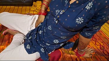 Nonton Wife Blowjob & Hard Fuck &ndash; Hot Indian Creampie Fuck thumbnail