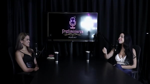 Perdeu a virgindade e deu_o cu cedo largoua faculdade admira homens persistentes_e se inspira em_Anabele_NogueiraSHEER RED