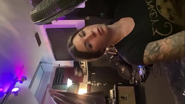 Felicity feline drumming long_jam