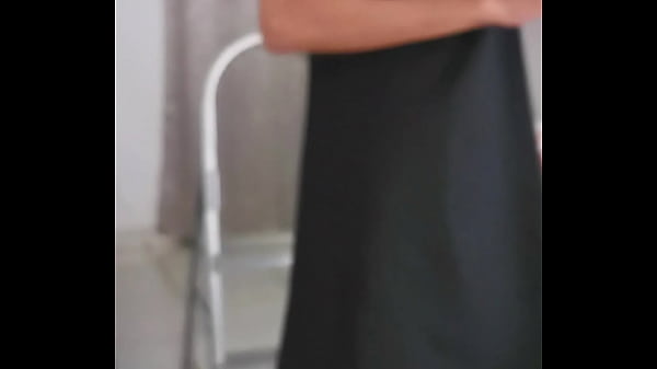 Play MP4 - Carla casada troca a l&acirc;mpada de casa muito sensualmente