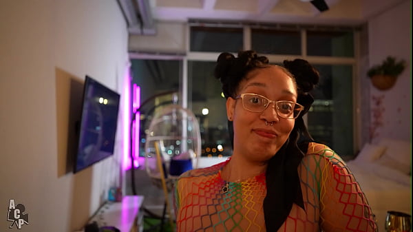 Play MP4 - Ms&period; Berry Comes To Atlanta And Fucks Gibby The Clown In A Penthouse