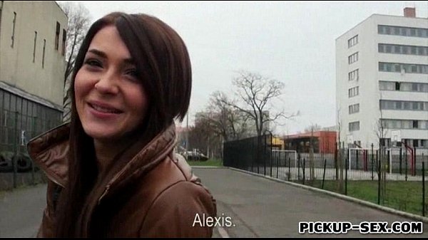 Amateur Alexis_Brill flashes her tits and ripped for money