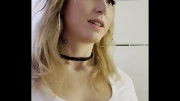 TEASER je me suis tapé_le réceptionniste d un_hôtel Je commence