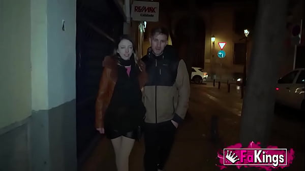 Melanie Dior likes it_more when it s risky PUBLIC blowjobs forus to enjoy