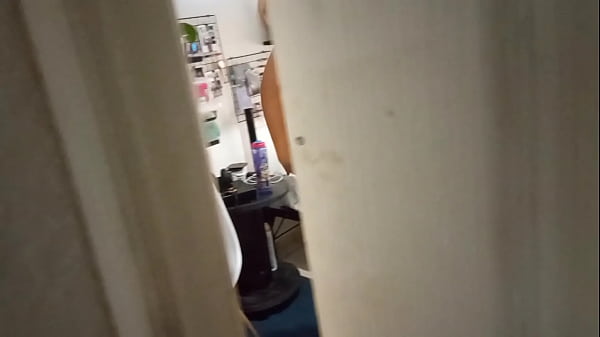 Play MP4 - mi esposa se masturba y hace videollamada con su novio al final se da cuenta