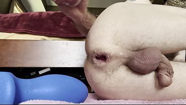 Solo anal whore double anal with chute plug and dildo fills hungry ass