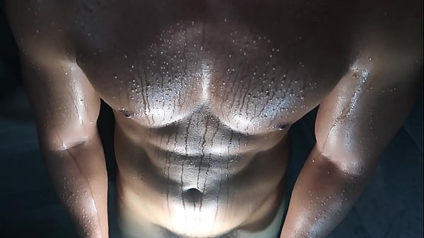 Play MP4 - Soldier in Captivity Got Abs Punched