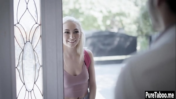 Sexy babe rode a big hard cock 