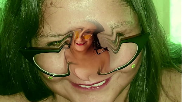 Play MP4 - I swallow cum with great satisfaction