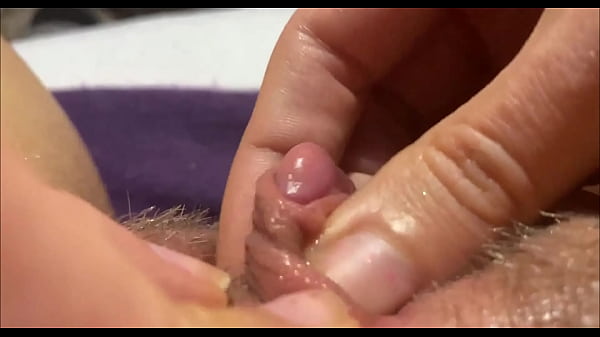 Play MP4 - big clit orgasm closeup homemade