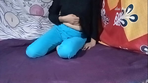 बेस्ट हाउस वाइफ की बेस्ट चूत की आवाज में बेस्ट सेक्स देसी हिंदी ऑडियो सेक्स thumbnail