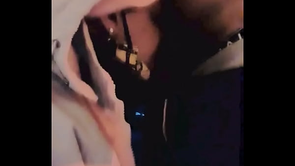 Nonton Bathroom Break Gums thumbnail