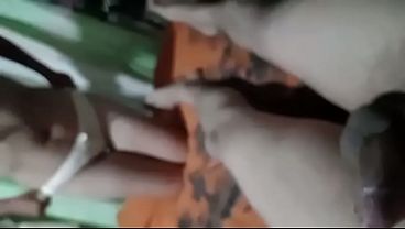 Quiero cojer bien rico quiero sentarme en tu verga bien dura 