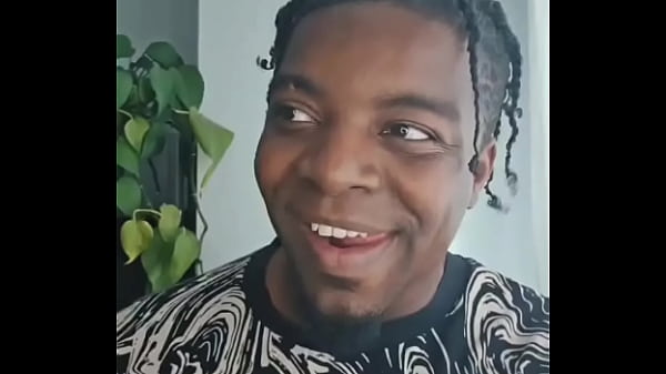 Nonton Would You Swipe Right? thumbnail