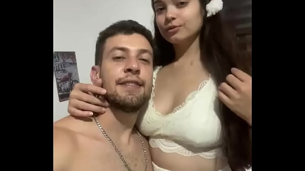 Nonton Natal Provocante Wellington Sendo Engolido No Boquete Profundo E Babado thumbnail