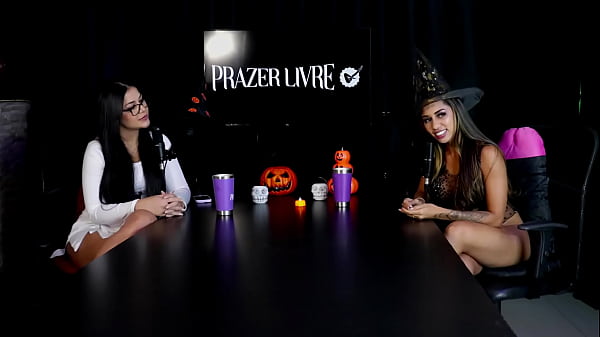 Tamanho n&atilde;o &eacute; documento contou sobre sua vida no exibisionismo e seus lugares preferidos para transar &eacute; casal fada prazeres sheer red halloween 