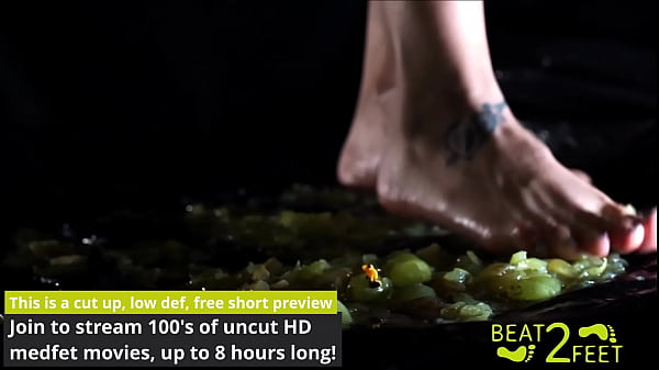 Raven Rogue SmashThe Grapes Of Wrath Getting WetAnd Sticky On Beat2FeetReup