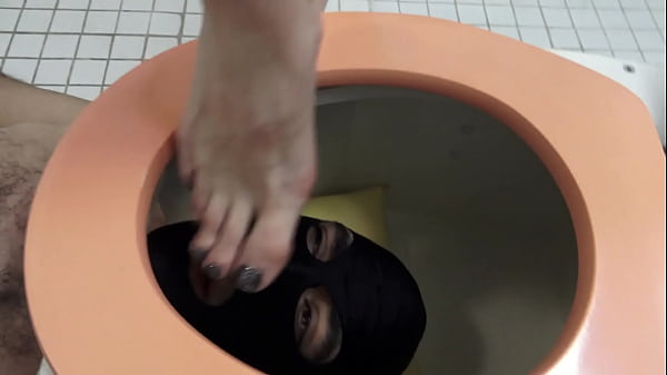 Absolut Pervert Piss-mess! thumbnail