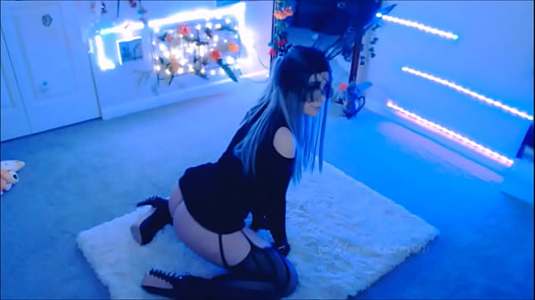 Emo Slo-Mo Twerking w/ a. Ears AlexaKittentv 