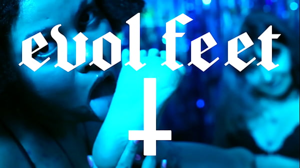 Nonton Messy Foot Worship: Cutie Piie & Nath thumbnail