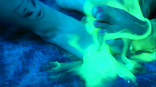 Play MP4 - Messy Foot Worship&colon; Cutie Piie & Nath