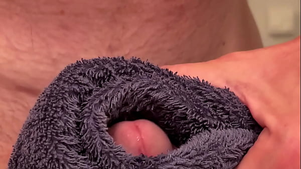 Play MP4 - Me masturbating to orgasm 9