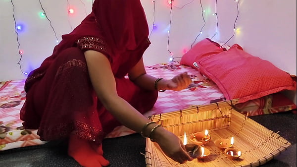 Part 2 Indian sexy stepmom caught by stepson while talking to her boyfriend 