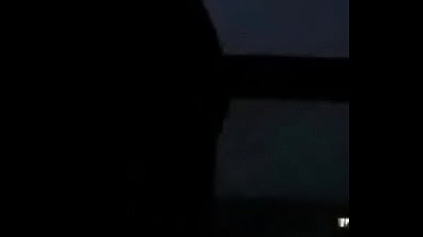 Ragazza italiana una vera bomba di sensualit&agrave; balla e eccita l'amante