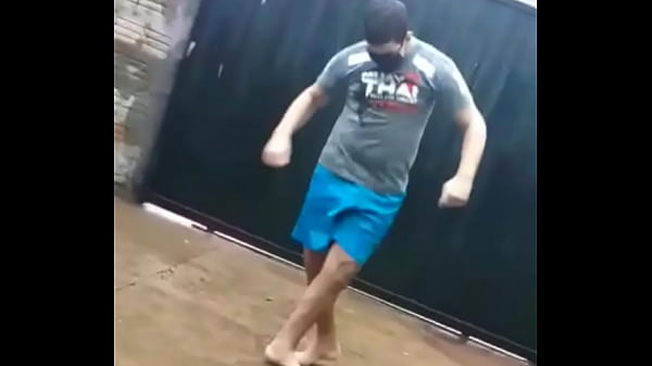 N&atilde_o &eacute_ porno cara, apenas uma Edit que fiz do meu amigo e postei aqui porqu&ecirc_ o YouTube bloquea meu v&iacute_deo por Copyright. &Eacute_ isso cara, tenha uma boa punheta em outro v&iacute_deo.