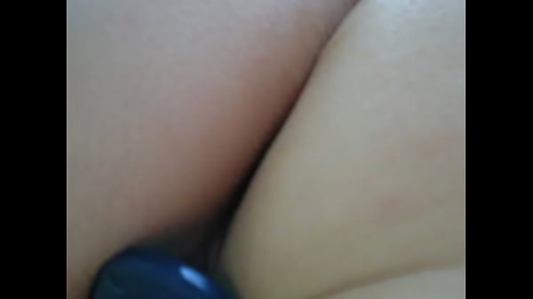 Butt plug in rn milf's pussy