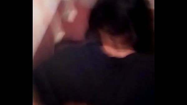 Play MP4 - b&period; en ga&ntilde;a al novio me la cojo rico culona