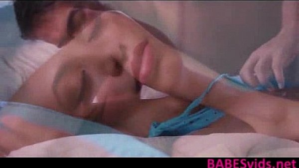 Amateur Porn With A Hot Real Beauty () 