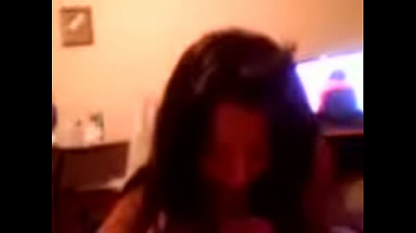 Play MP4 - emii juujuy