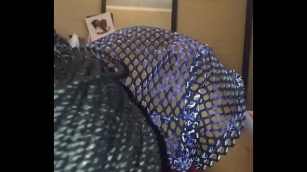 Sucking my dick early 