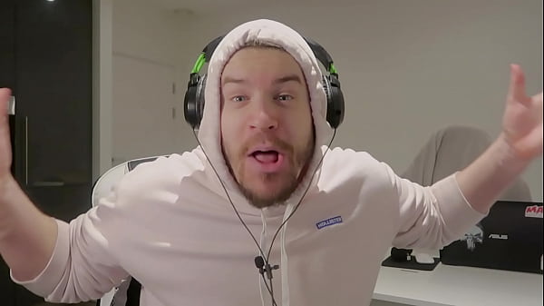 Play MP4 - Sakura Takes Advantage of My Innocence &vert; Jikage Rising &num;23