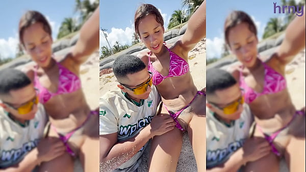 Sexy latina college girl fingered on the beach during spring break 