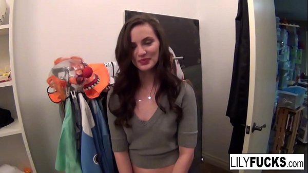 Squirting Christmas moments with sexy Lily Carter