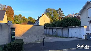 Nonton Amy Stone, Belle Brune, S'offre Deux Queues Pour La Baise thumbnail