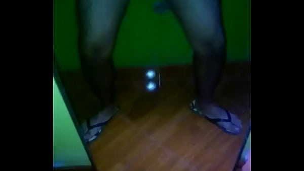 Nonton Aburrido Y Grab&aacute;ndome. thumbnail