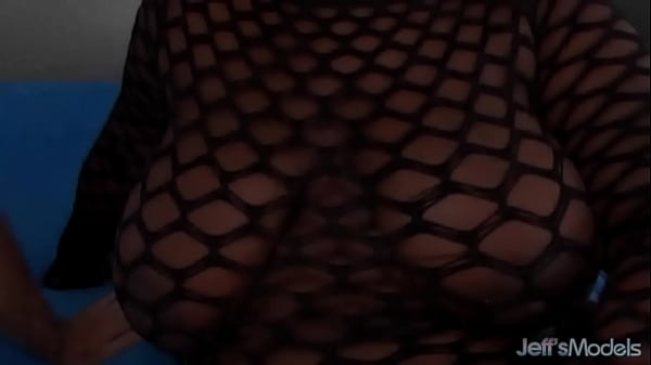 Nonton Big Black Slut Marley Xxx Receives A Good Pussy Pounding thumbnail