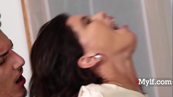 Stay at home milf gives stepson the full handson sex tutorial