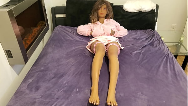 Masturbating Doll_Talks Dirty While You rePeeping4K UHD