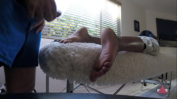 Pumped And Dumped Some Cum On Her Feet thumbnail