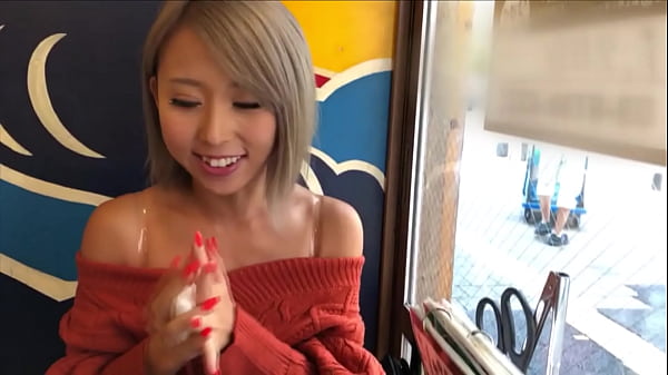 半年前から通い始めたジムでインストラクターをしているかなちゃんとハメ撮りセックス決めちゃいました！ thumbnail