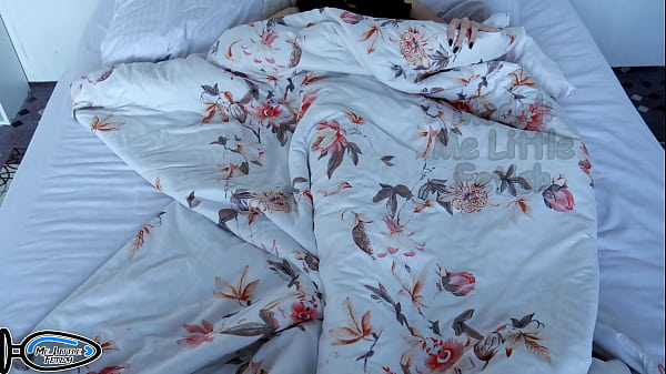 Play MP4 - Stepsister Got Caught During Morning Pussy Masturbation&comma; But Did Not Notice The Peeping Stepbrother