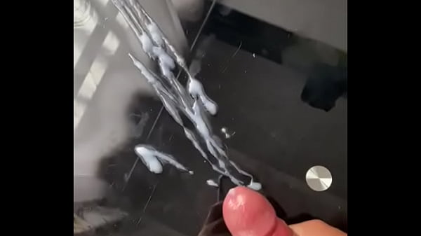 Play MP4 - Dando leche espesa