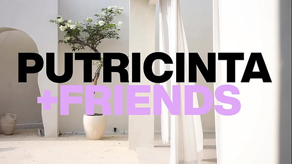 Nonton Tanned Slut Putri Cinta Reveals Her Tight And Wet Ass Hole thumbnail