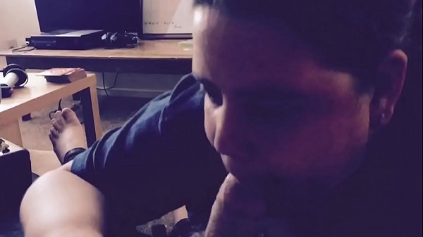 Submissive girlfriend sucks me dry and wipes my cock off_with herface